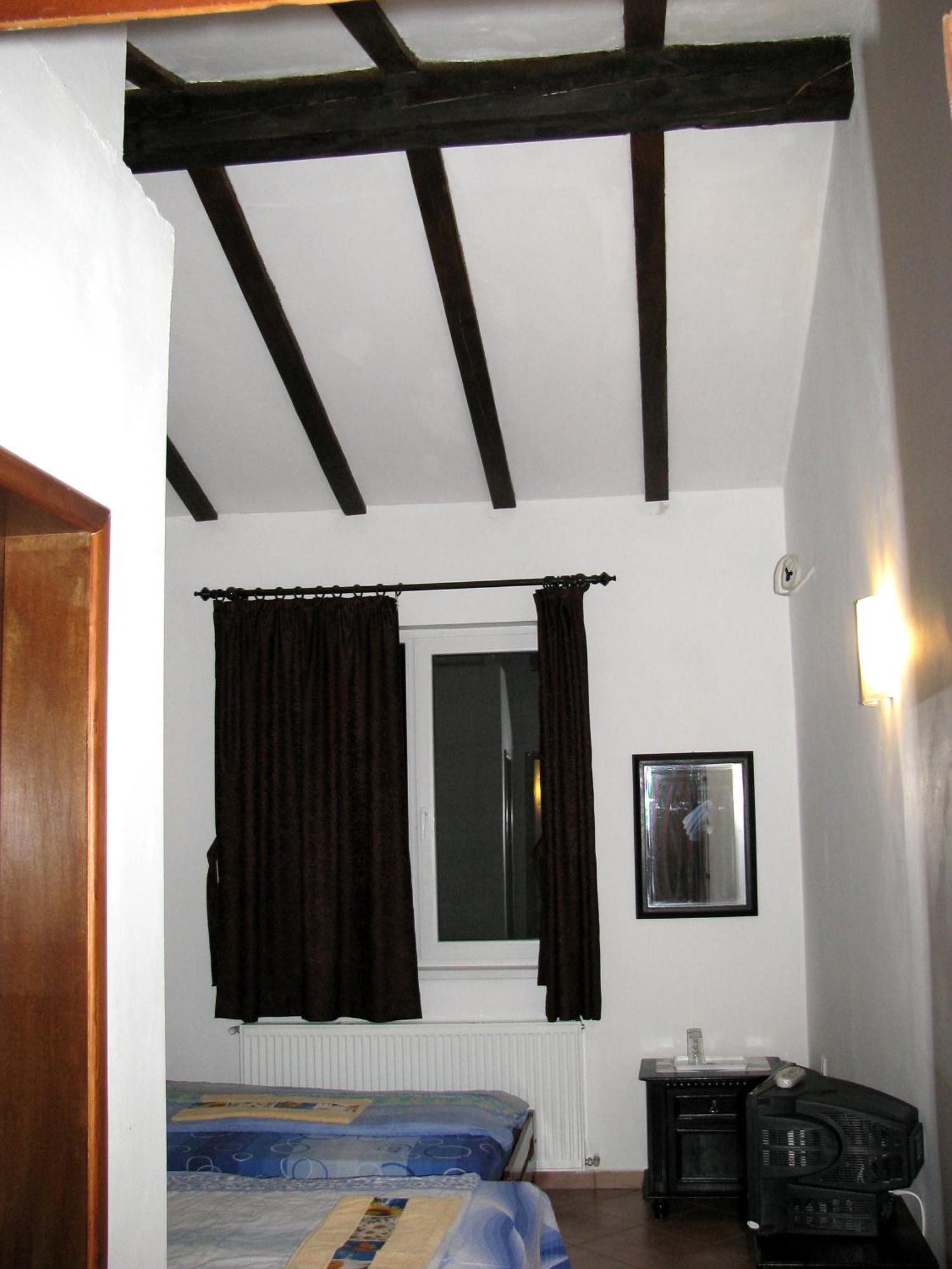 Guest House Familia Samovodene Exterior foto