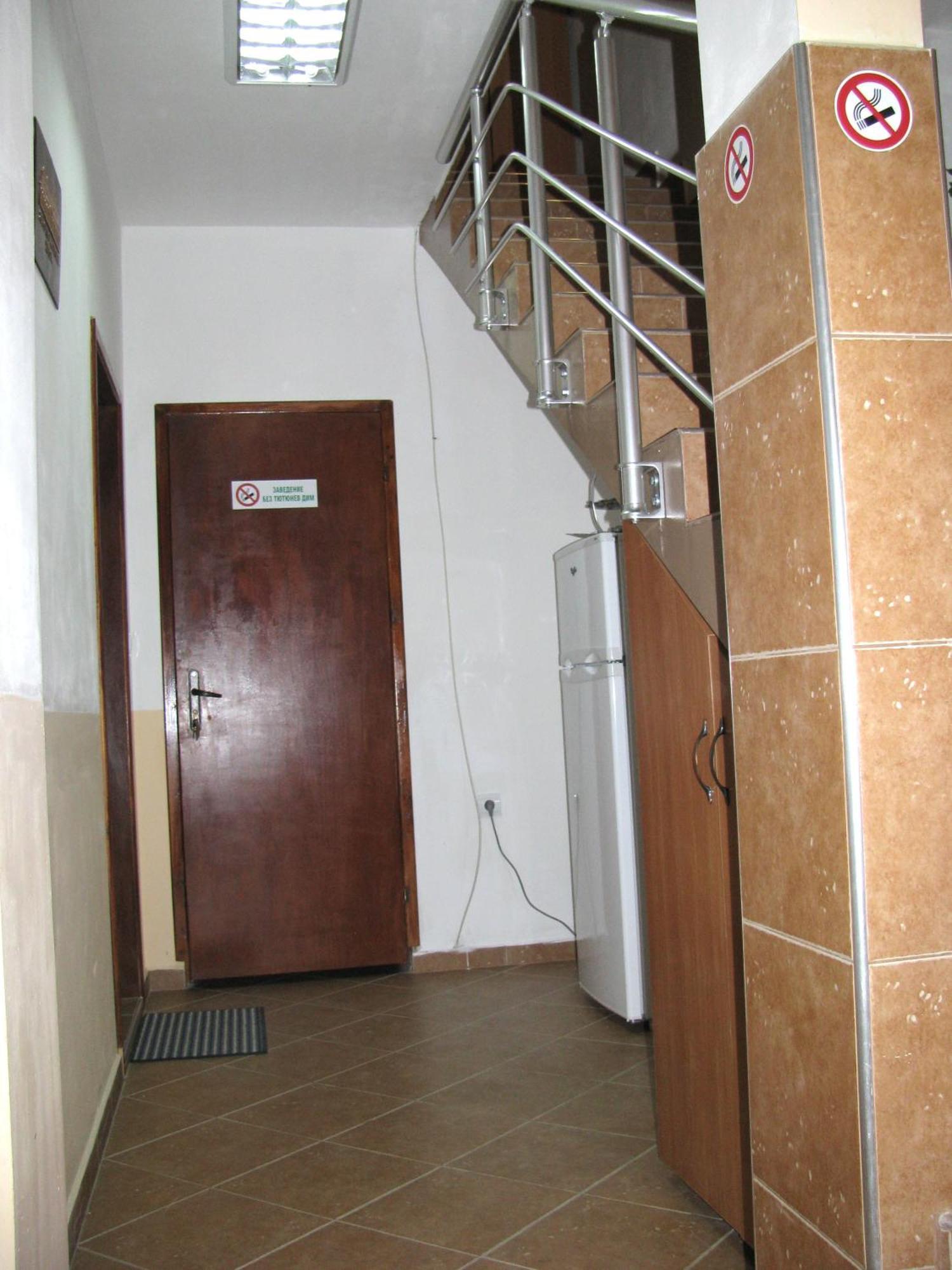 Guest House Familia Samovodene Exterior foto