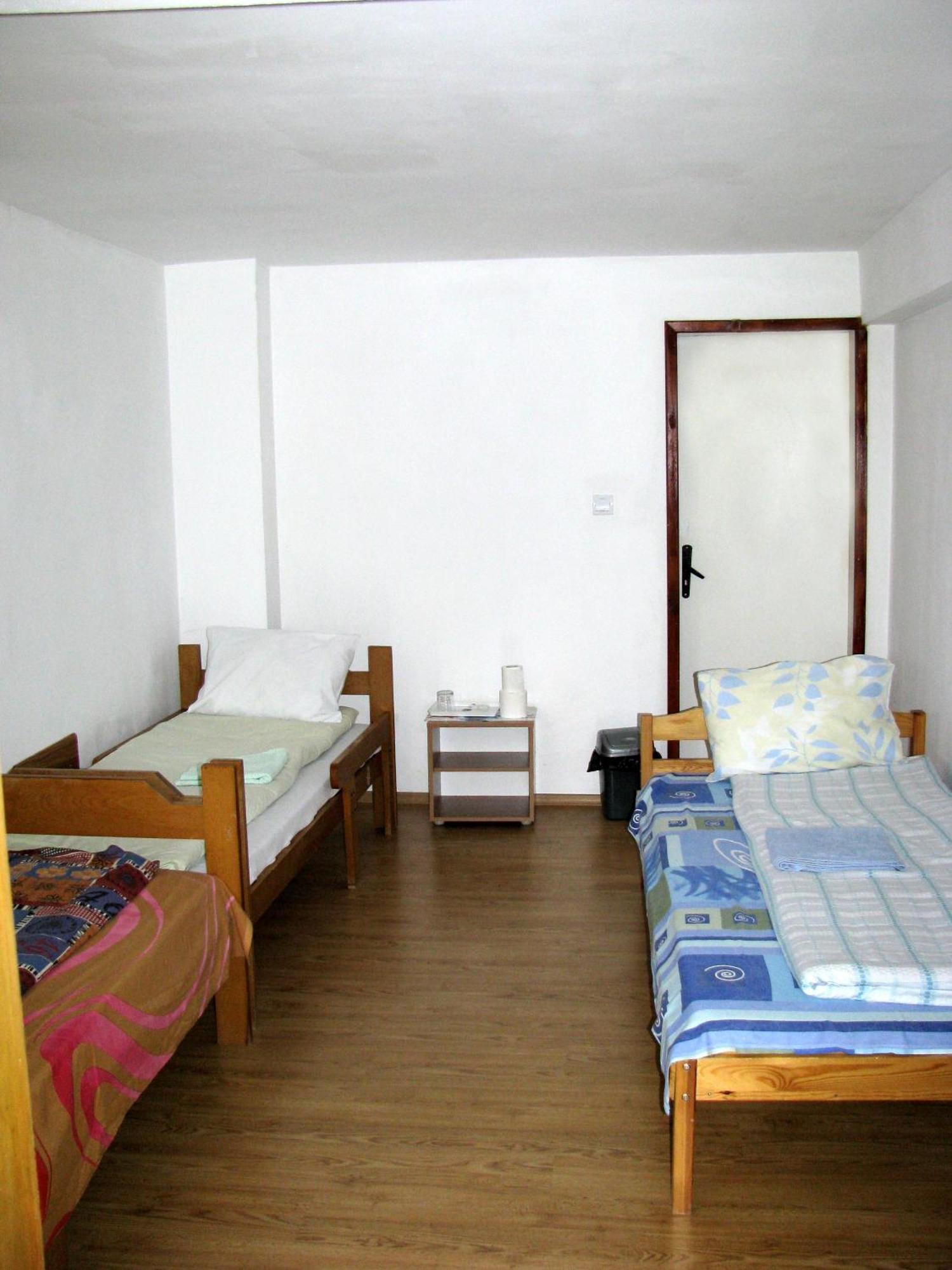 Guest House Familia Samovodene Exterior foto