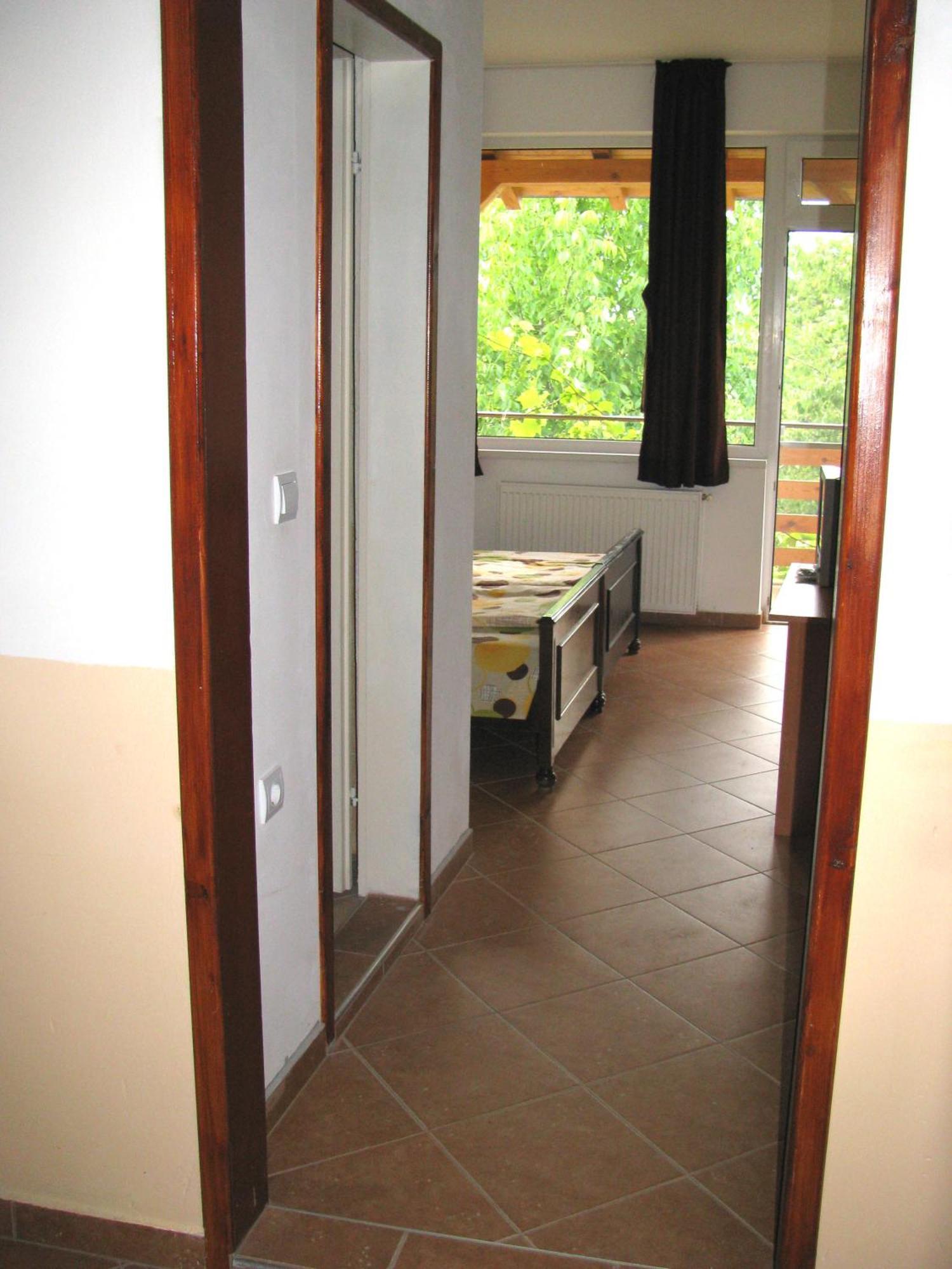 Guest House Familia Samovodene Exterior foto